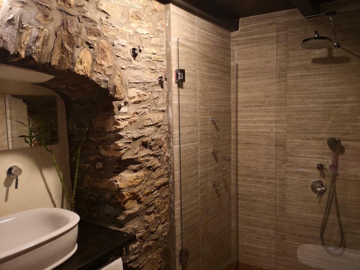 1822 Makrinitsa Suites ภายนอก รูปภาพ