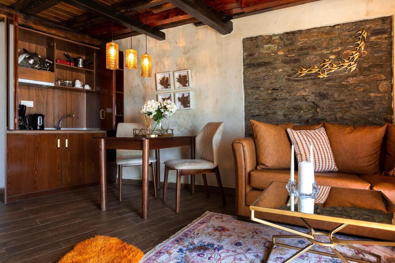 1822 Makrinitsa Suites ภายนอก รูปภาพ