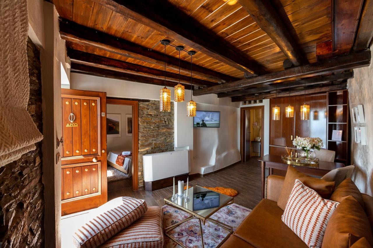 1822 Makrinitsa Suites ภายนอก รูปภาพ
