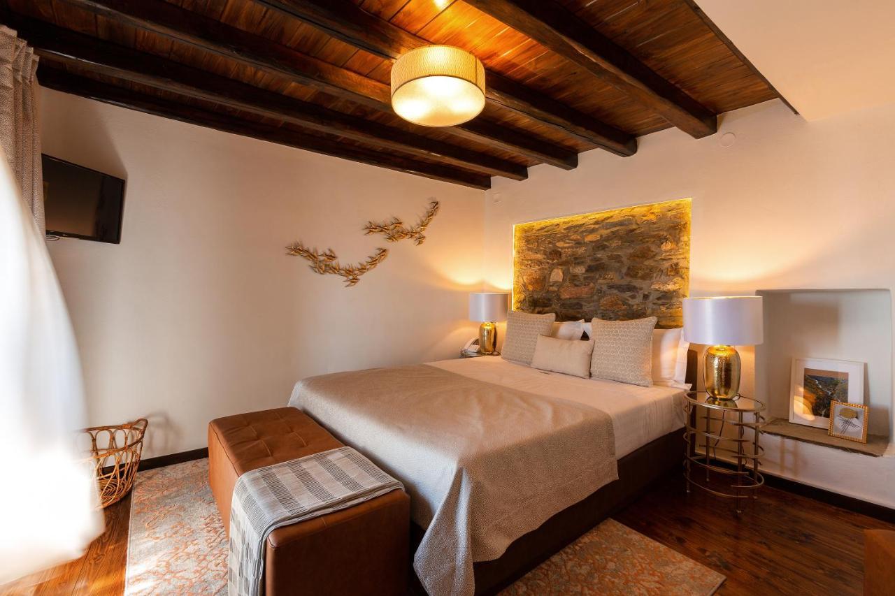 1822 Makrinitsa Suites ภายนอก รูปภาพ